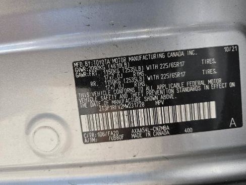 Used 2021 Toyota RAV4 XLE AWD/4WD image 14