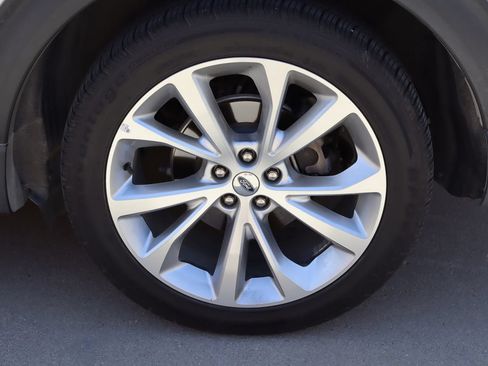 Used 2022 Ford Explorer Platinum w/ Equipment Group 601A RWD image 30