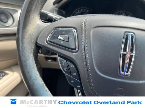 Used 2018 Lincoln MKZ Reserve w/ Climate Package FWD image 13