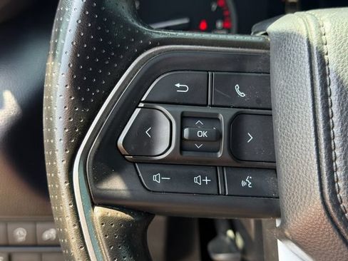 Used 2025 Toyota Tundra SR5 w/ SR5 Convenience Package AWD/4WD image 24
