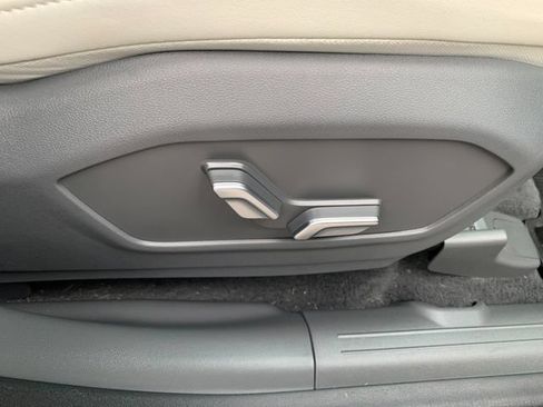 Used 2025 Hyundai Santa Fe Calligraphy AWD/4WD image 12