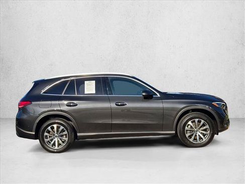 Certified 2026 Mercedes-Benz GLC 300 image 4
