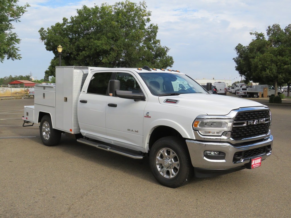 New 2022 RAM 3500 SLT w/ Quick Order Package 2YG SLT AWD/4WD image 3
