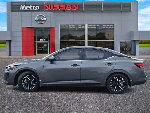 Certified 2025 Nissan Sentra SV w/ Trunk Package image 3