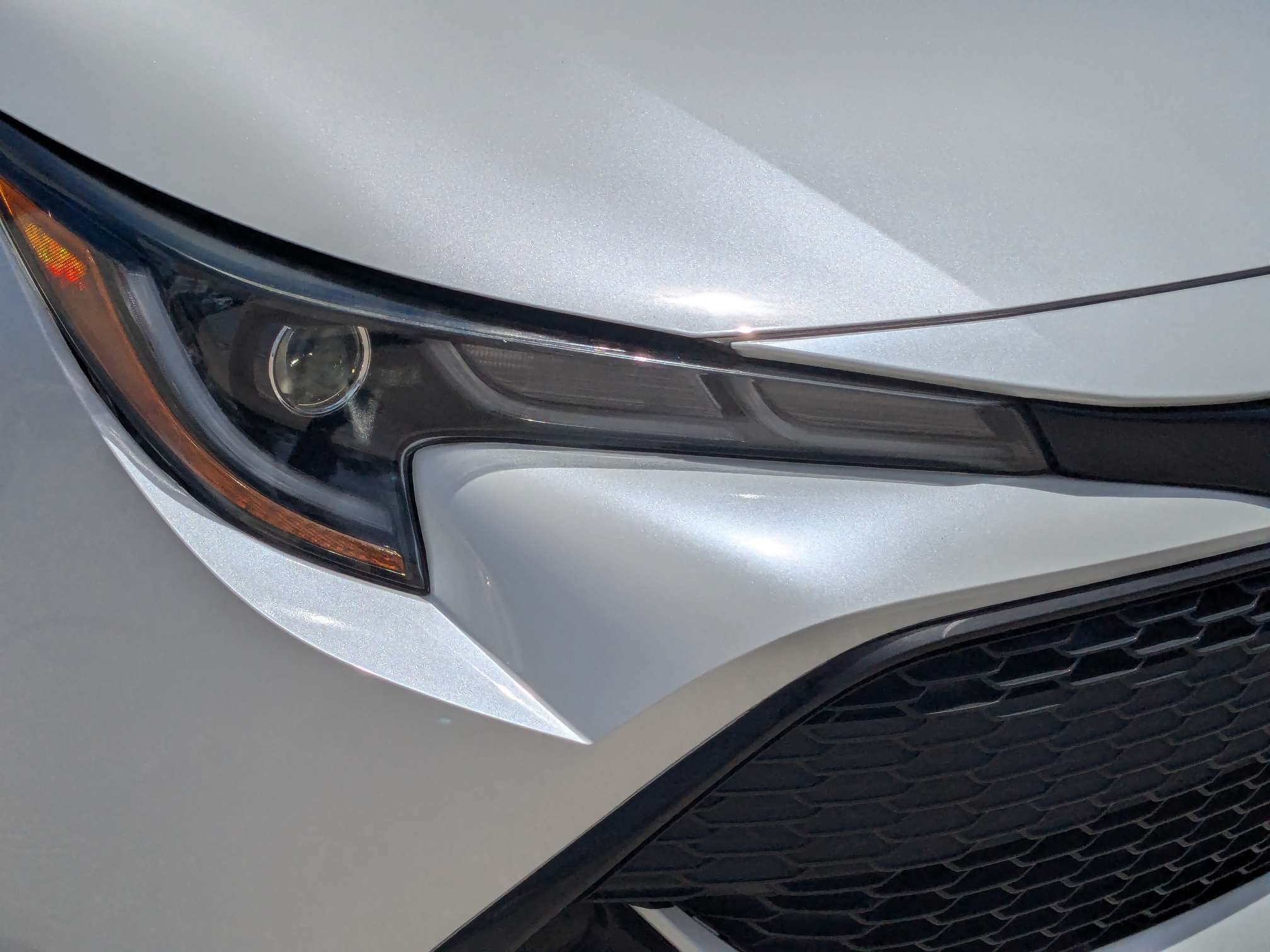 Used 2020 Toyota Corolla SE w/ SE Preferred Package FWD image 10