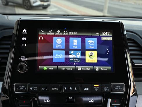 Used 2018 Honda Odyssey Elite image 45