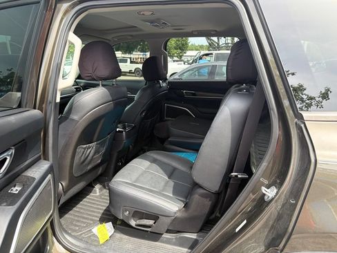 Used 2022 Kia Telluride EX w/ EX Premium Package AWD/4WD image 18