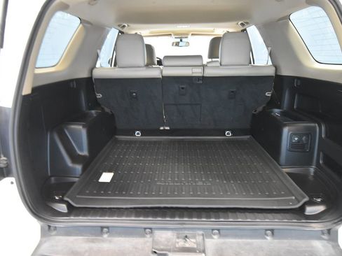 Used 2018 Toyota 4Runner 4WD image 30