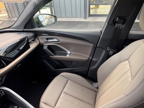 Used 2025 Audi Q5 Premium Plus w/ Premium Plus image 20