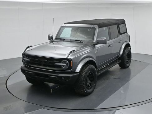 Used 2023 Ford Bronco Outer Banks image 38