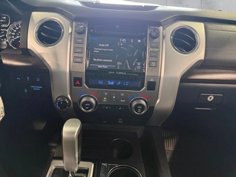 Used 2019 Toyota Tundra Limited w/ Limited Premium Package AWD/4WD image 18