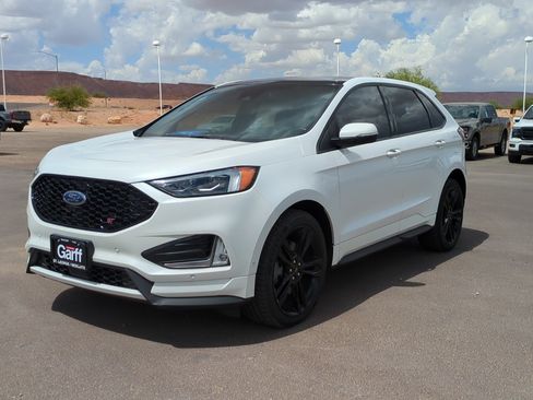 Used 2022 Ford Edge ST w/ Equipment Group 401A AWD/4WD image 9