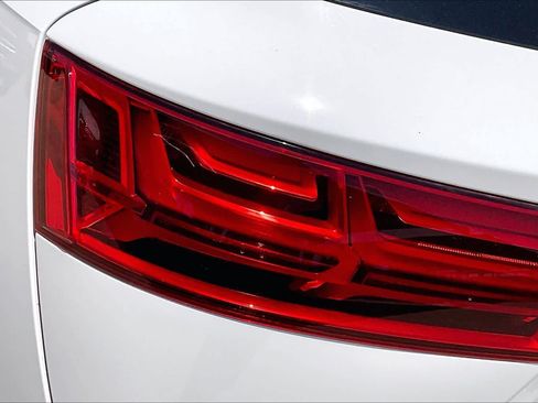 Used 2019 Audi Q7 2.0T Premium w/ Convenience Package AWD/4WD image 28