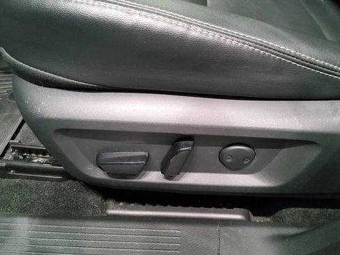 Used 2023 Nissan Rogue SL w/ SL Premium Package image 27