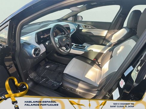 Certified 2025 Chevrolet Equinox EV LT image 29