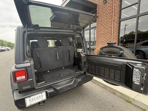 Used 2020 Jeep Wrangler Sport AWD/4WD image 12