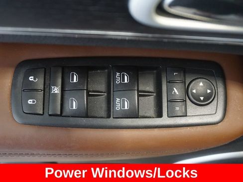 Used 2018 Jeep Grand Cherokee Summit AWD/4WD image 5