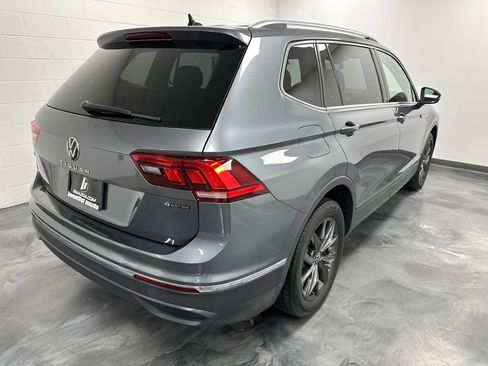 Used 2022 Volkswagen Tiguan SE AWD/4WD image 6