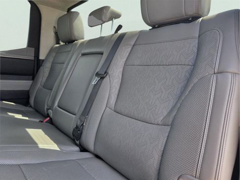 Used 2023 Toyota Tundra Limited AWD/4WD image 29