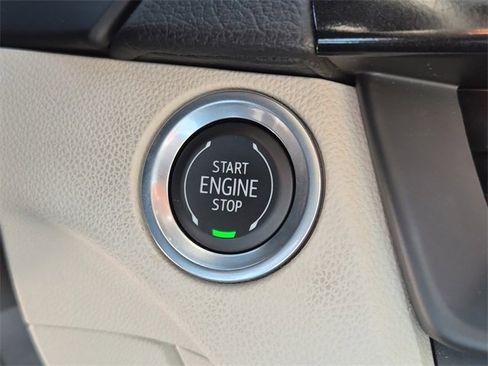 Used 2023 Cadillac CT4 Luxury image 30