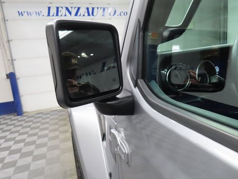 Used 2021 Jeep Wrangler Unlimited Sahara image 58