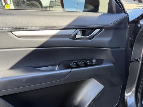 Used 2020 MAZDA CX-5 Touring image 12