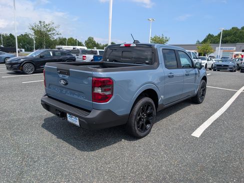 New 2026 Ford Maverick Lariat w/ Black Appearance Package AWD/4WD image 2