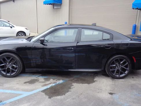 Used 2021 Dodge Charger GT w/ Blacktop Package RWD image 4