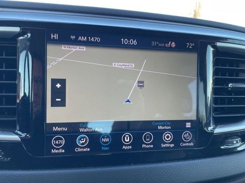 Used 2020 Chrysler Pacifica Touring-L w/ Advanced Safetytec Group image 9