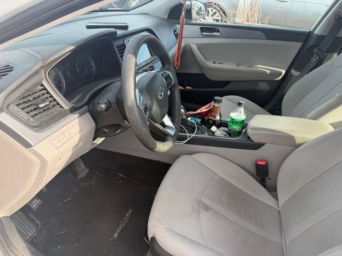 Used 2019 Hyundai Sonata SE FWD image 5