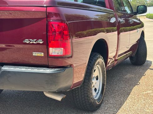 Used 2018 RAM 1500 Tradesman w/ Popular Equipment Group AWD/4WD image 4