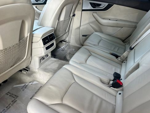 Used 2019 Audi Q7 2.0T Premium Plus w/ Premium Plus Package AWD/4WD image 29