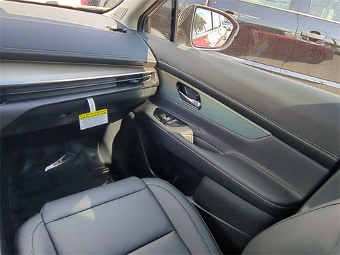 New 2025 Nissan Murano SL image 18