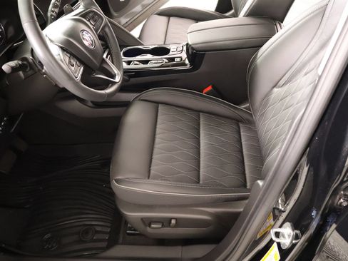 Used 2023 Buick Envision Avenir FWD image 12