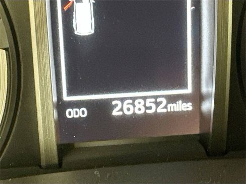 Used 2024 Toyota 4Runner TRD Off-Road Premium image 16