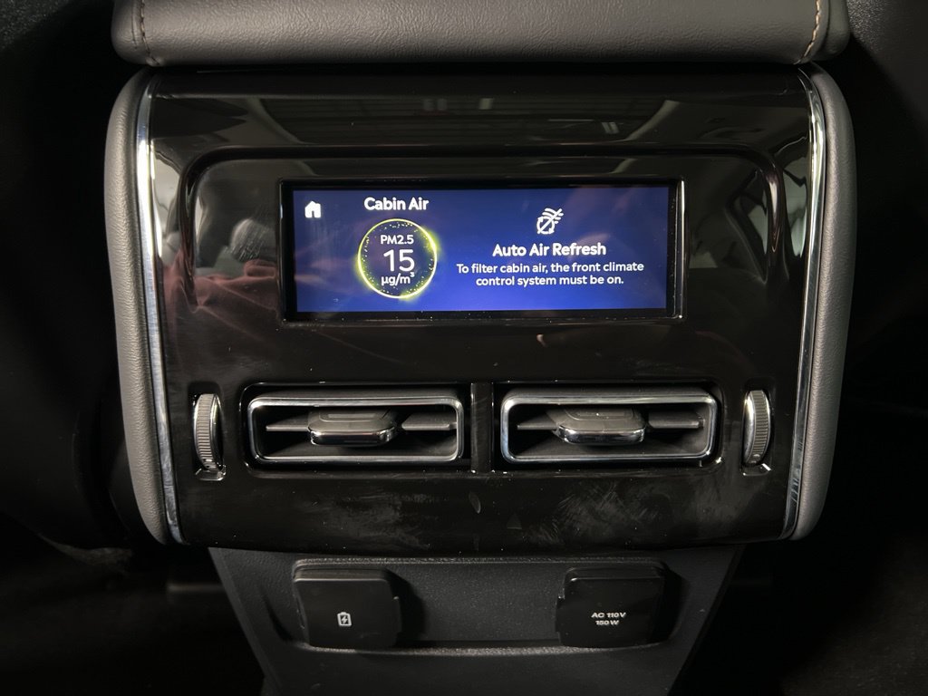 Used 2026 Lincoln Aviator AWD image 32