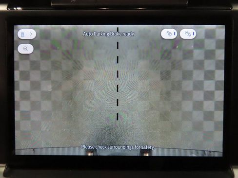 Used 2025 Ford F150 Lariat image 17