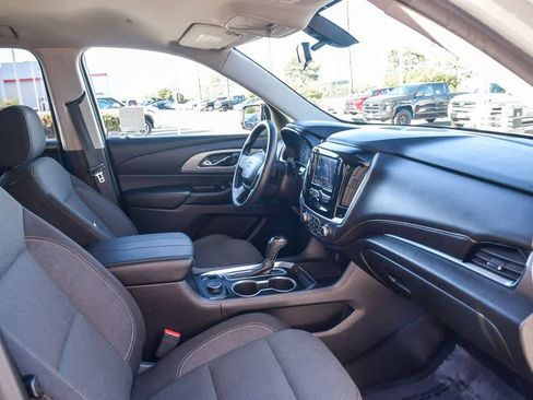 Used 2020 Chevrolet Traverse LS w/ LPO, Blackout Package image 15