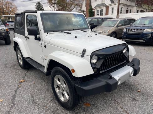 Used 2014 Jeep Wrangler Sahara w/ Connectivity Group AWD/4WD image 8