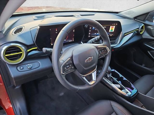 Used 2024 Chevrolet Trax ACTIV w/ Sunroof Package FWD image 10