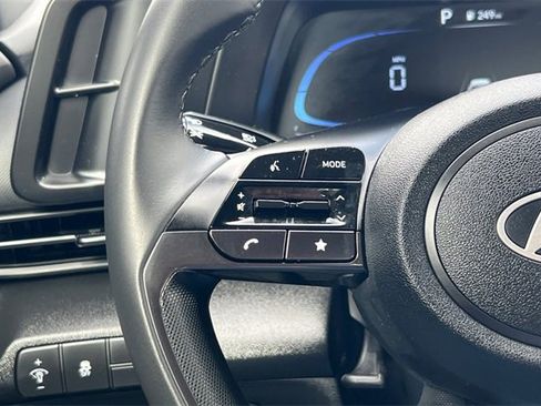 Used 2025 Hyundai Elantra Sport image 28