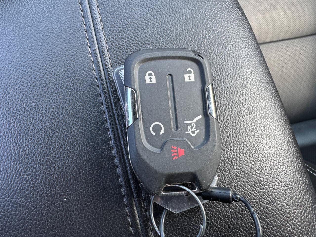 Used 2024 GMC Terrain SLT FWD image 26