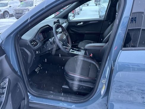 Used 2023 Ford Escape ST-Line image 23