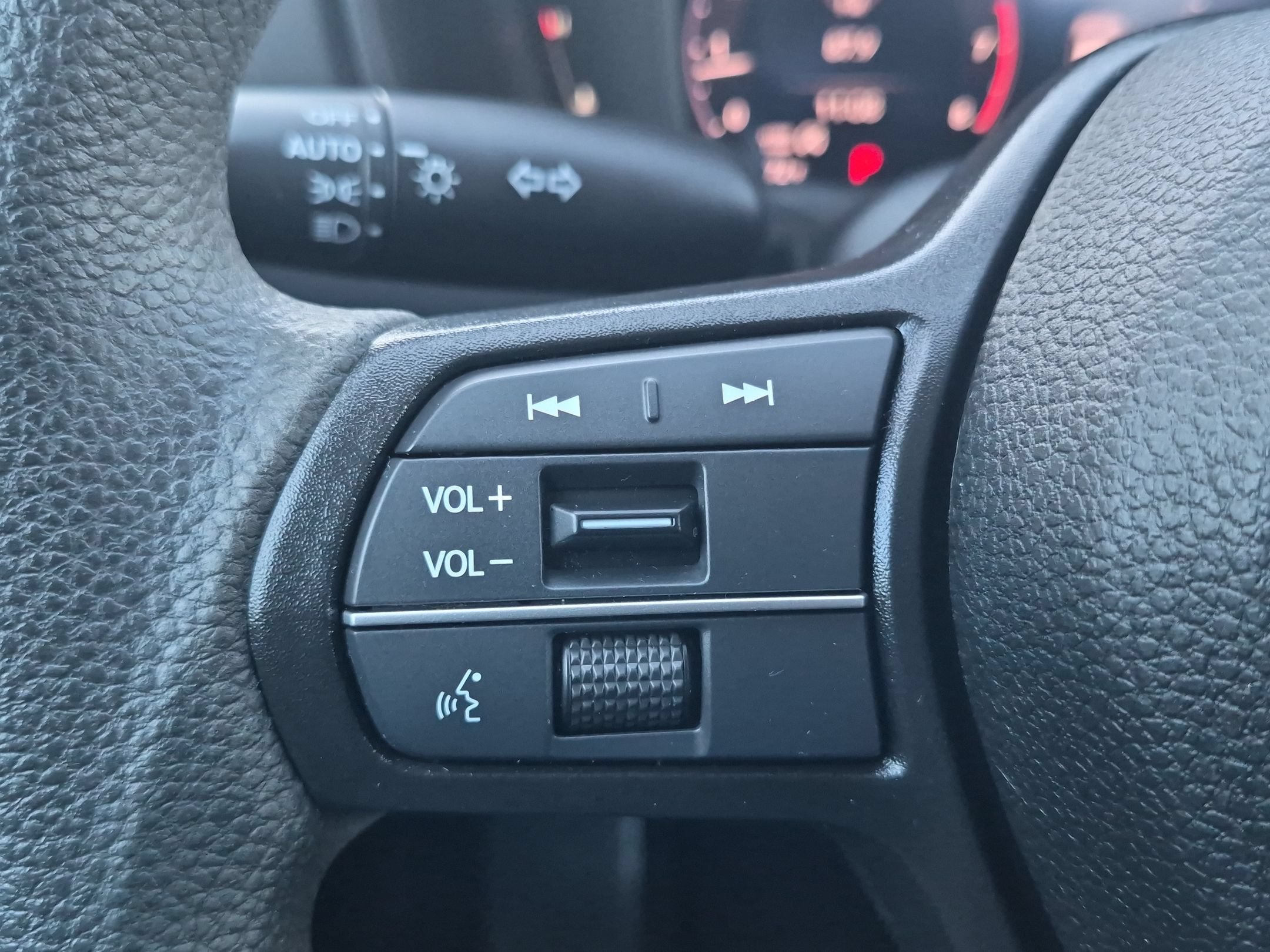 Certified 2024 Honda Accord LX image 14