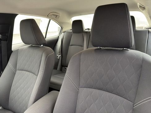 Used 2025 Toyota Corolla LE image 35