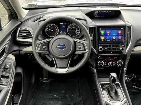 Certified 2022 Subaru Forester Limited image 5
