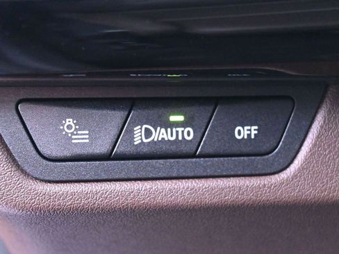 Used 2023 BMW X1 xDrive28i w/ Premium Package image 19