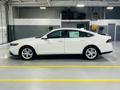 New 2026 Honda Accord LX image 13