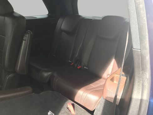 Used 2021 Mercedes-Benz GLS 450 4MATIC image 37