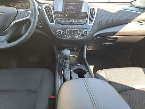 Used 2025 Chevrolet Malibu LT image 20